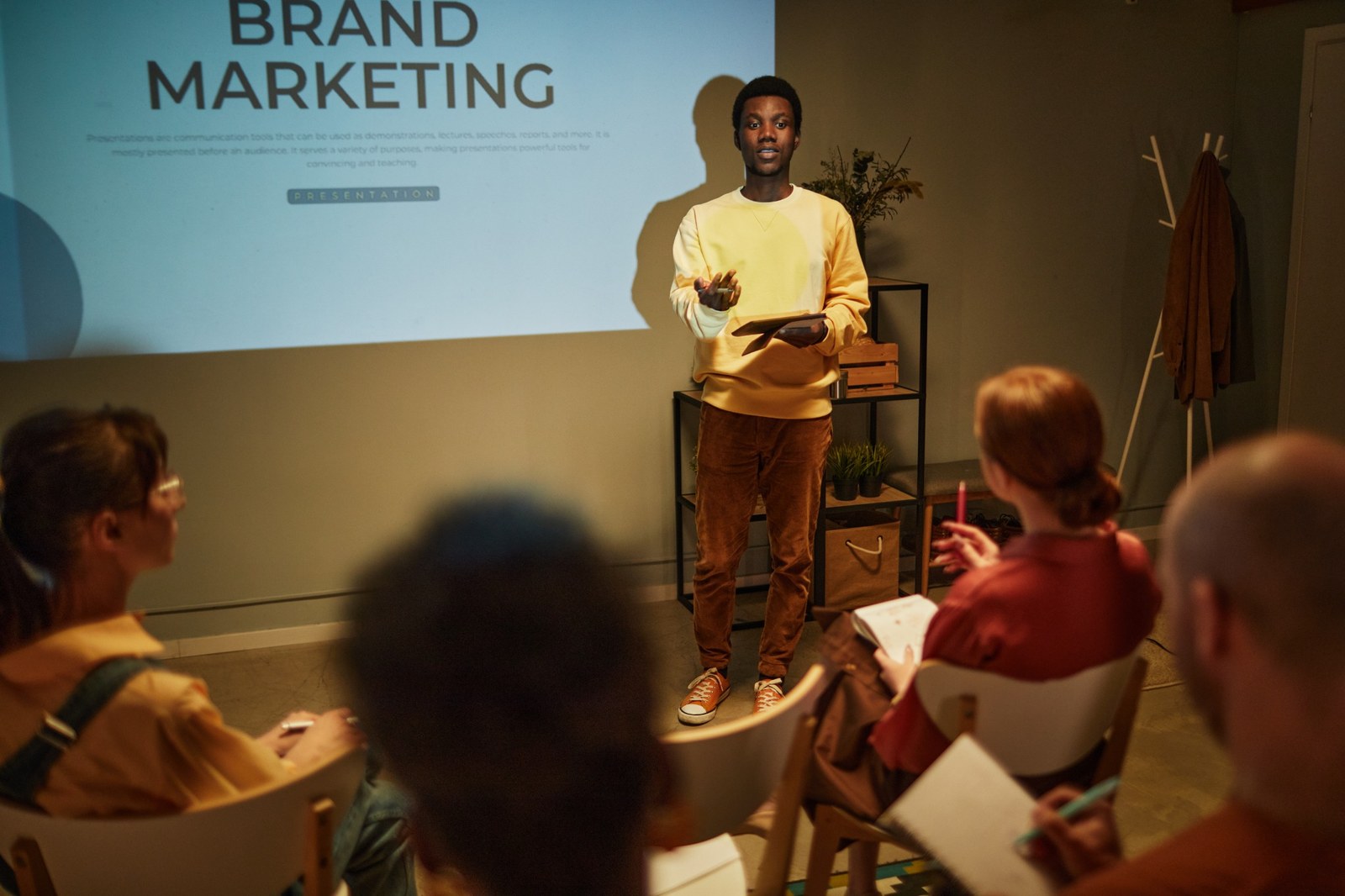 Creative Linkage brand presentation